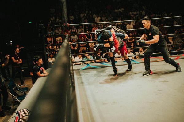 Welche Ausrüstung ist für Kampfsport unerlässlich?